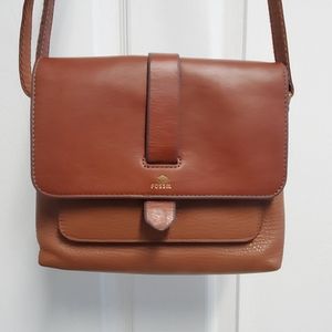Fossil Crossbody with adjustable strap